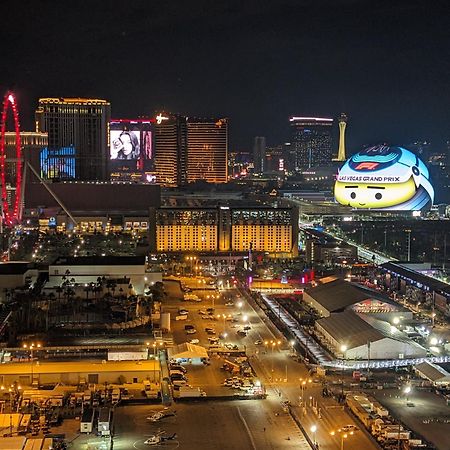 Penthouse Suite With Strip View At The Signature At Mgm Grand Лас Вегас Екстериор снимка