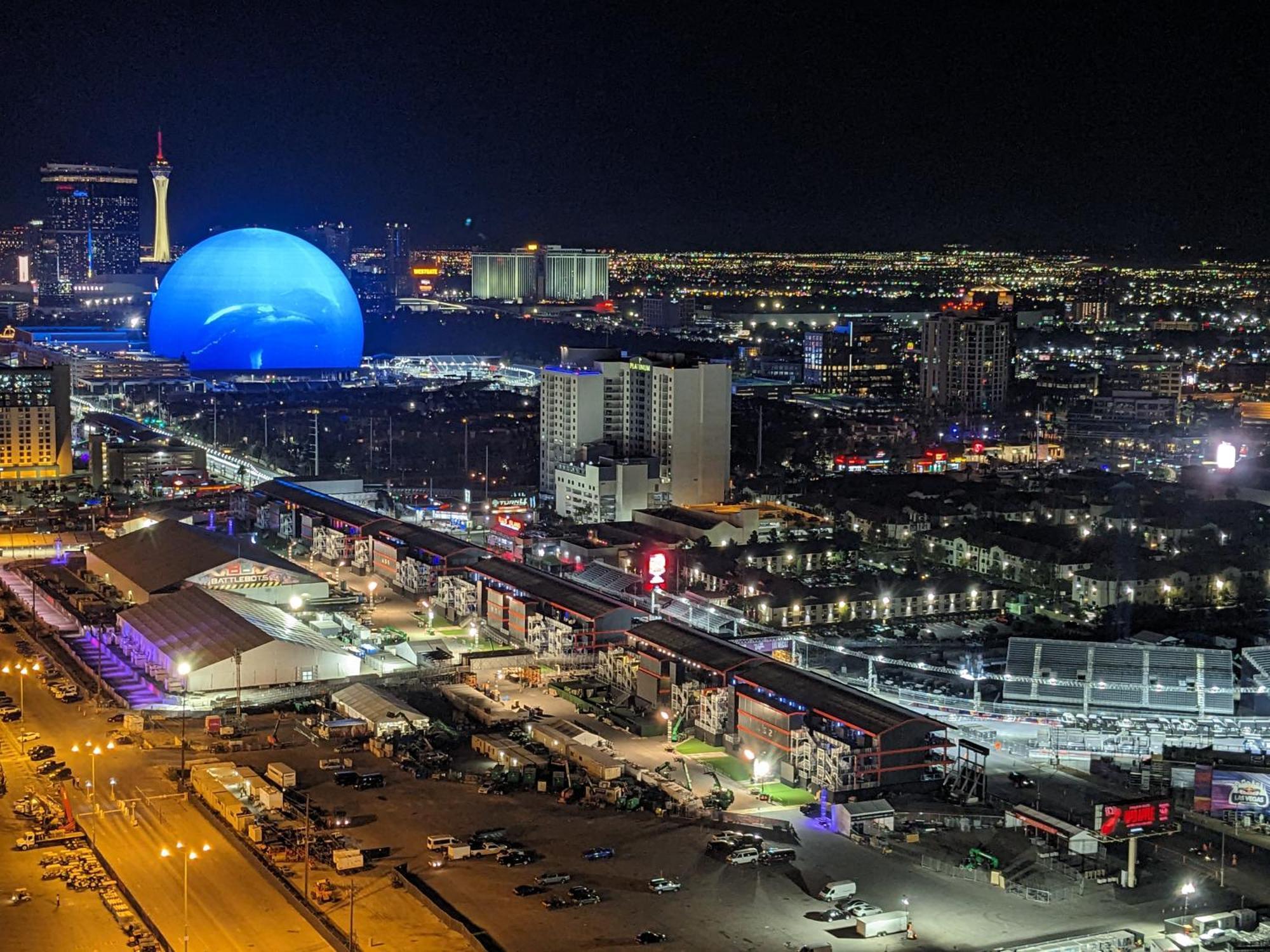 Penthouse Suite With Strip View At The Signature At Mgm Grand Лас Вегас Екстериор снимка