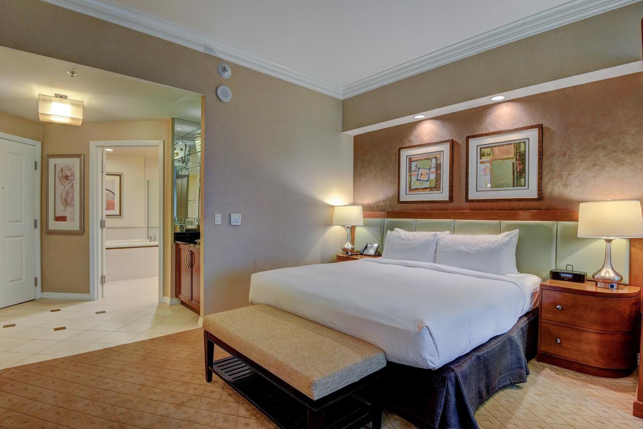 Penthouse Suite With Strip View At The Signature At Mgm Grand Лас Вегас Екстериор снимка
